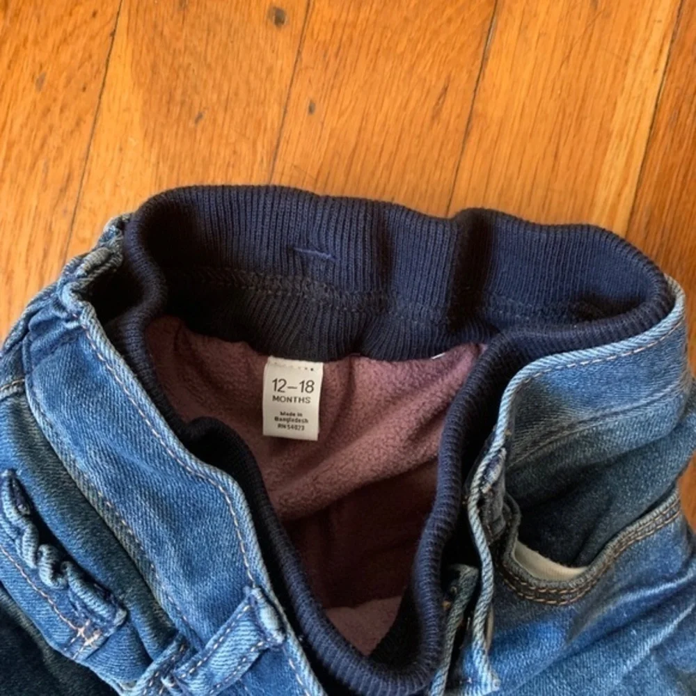 𝅺GAP- Baby pull on fleece inside jeans- Size 12-18m